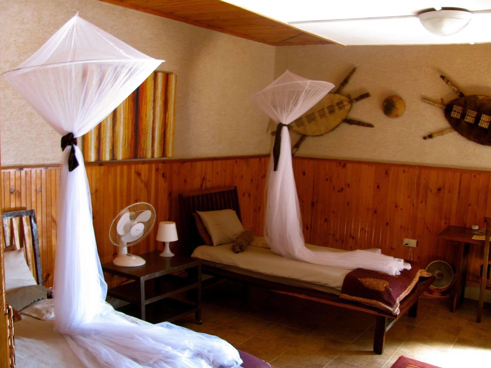 Madidi Lodge Lilongwe Exterior photo